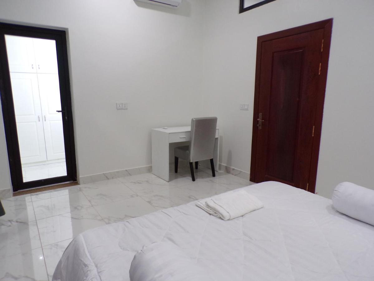 Ananta Aster Apartment Phnom Penh Exterior photo