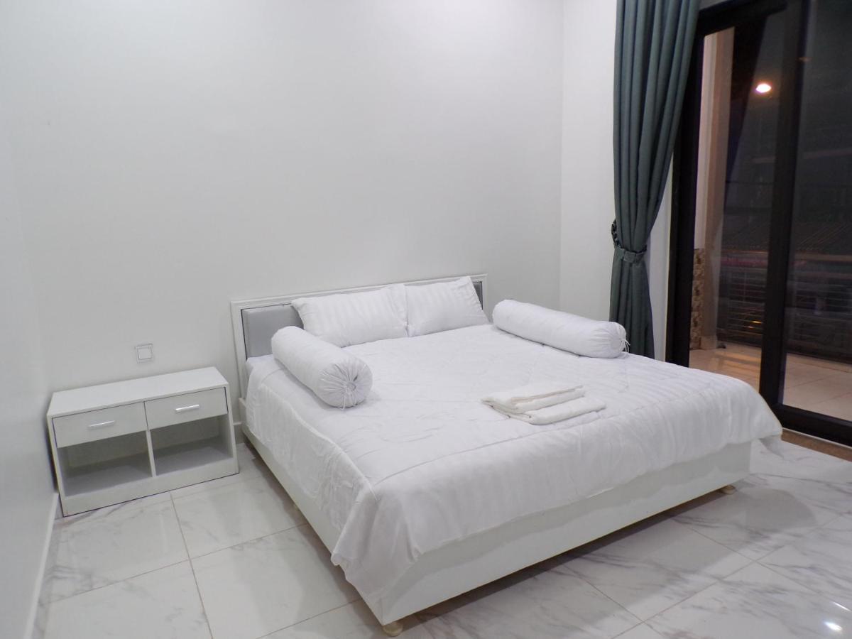 Ananta Aster Apartment Phnom Penh Exterior photo